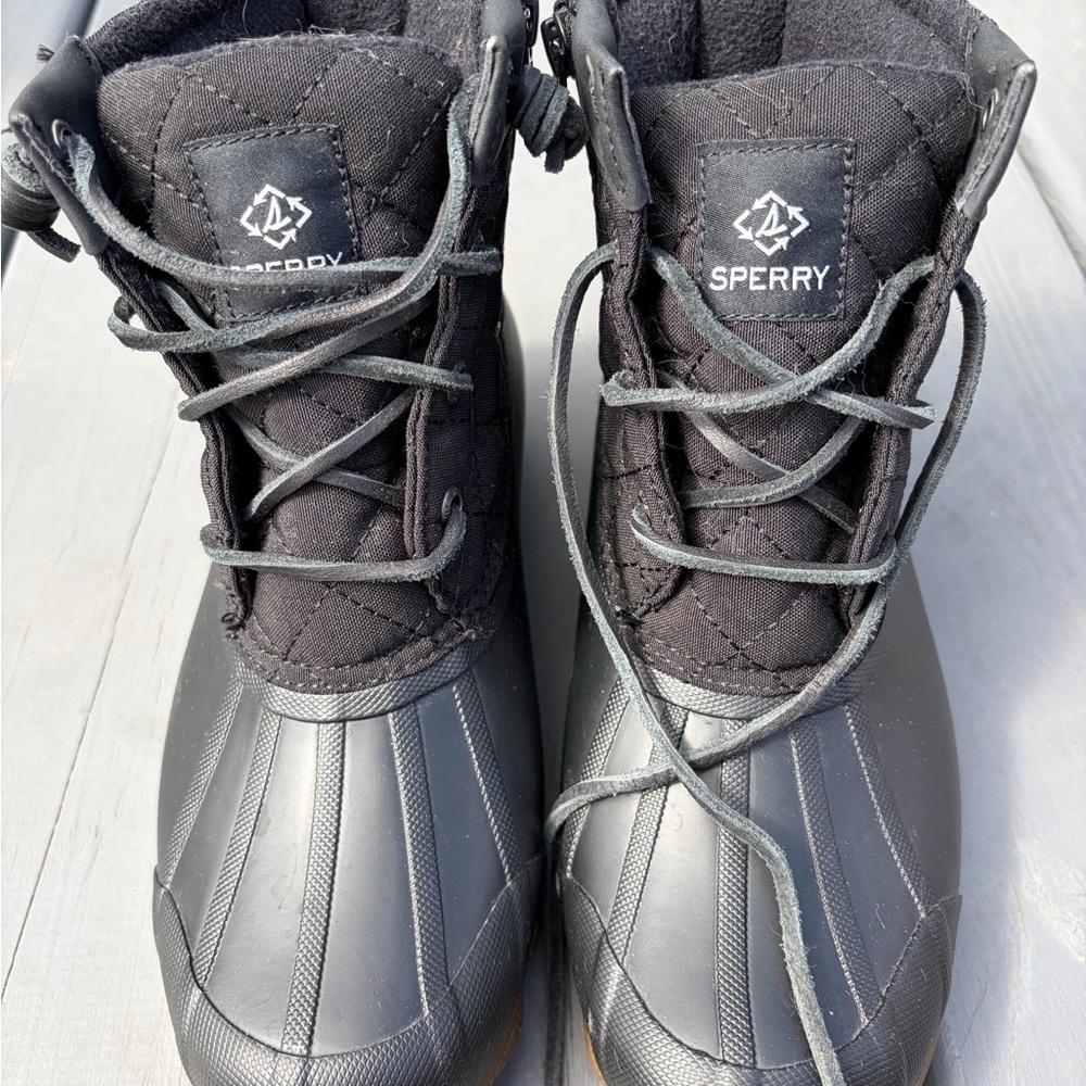 Sperry Black Quilted Waterproof Lace-Up Duck Boots